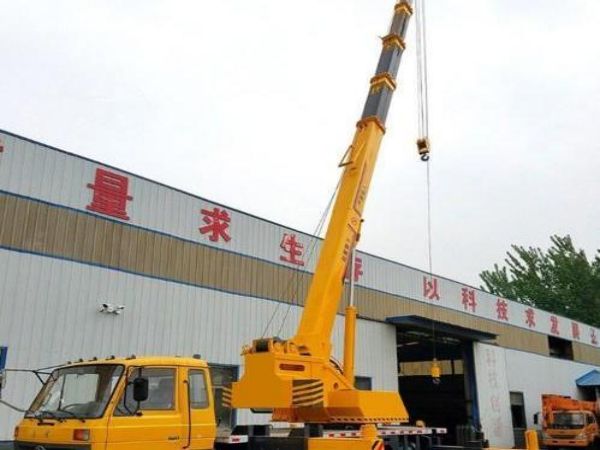 襄州区吊车租赁公司_租用吊车的时怎么选车